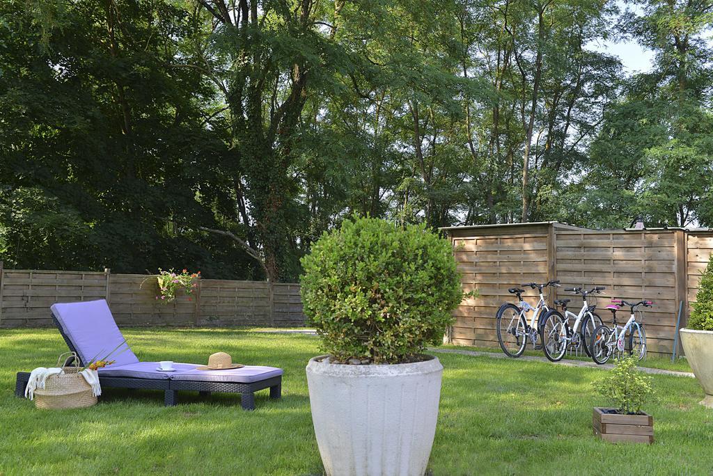 Logis Hotel Le Prieure Saint-Marcel  Exterior foto